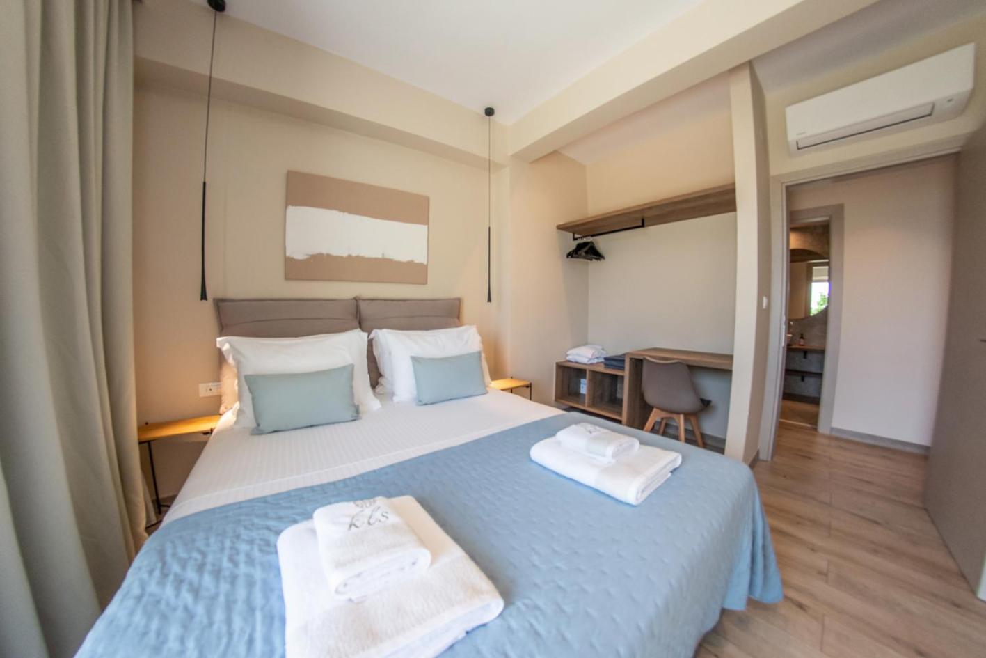 Kaiser Luxury Suites 아킬레이온 외부 사진